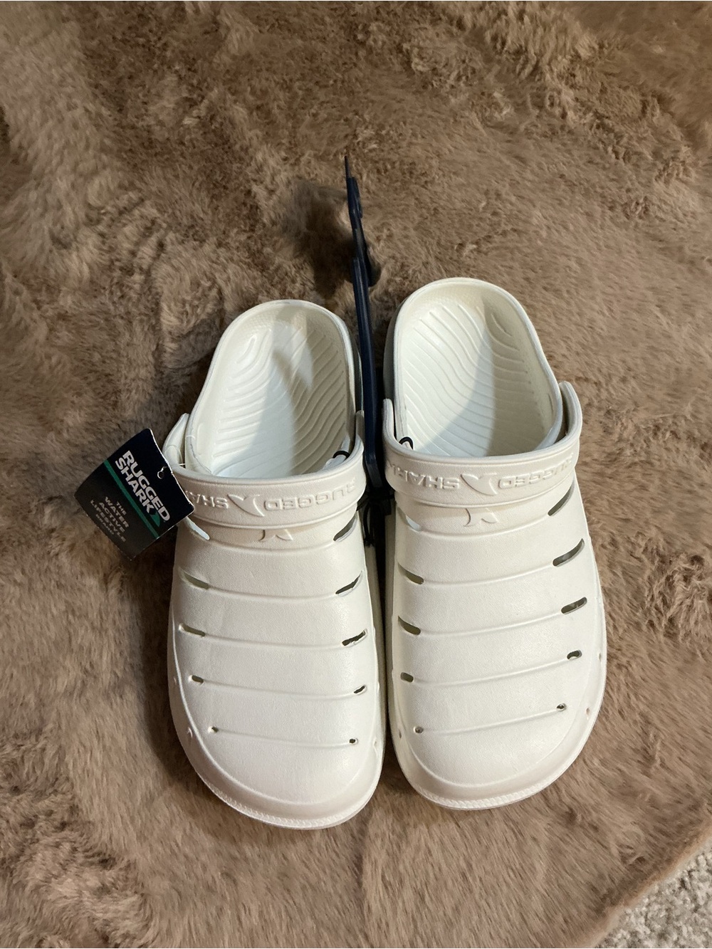 Rugged Shark Women’s White Slip-On Clog - Picture 3 of 6
